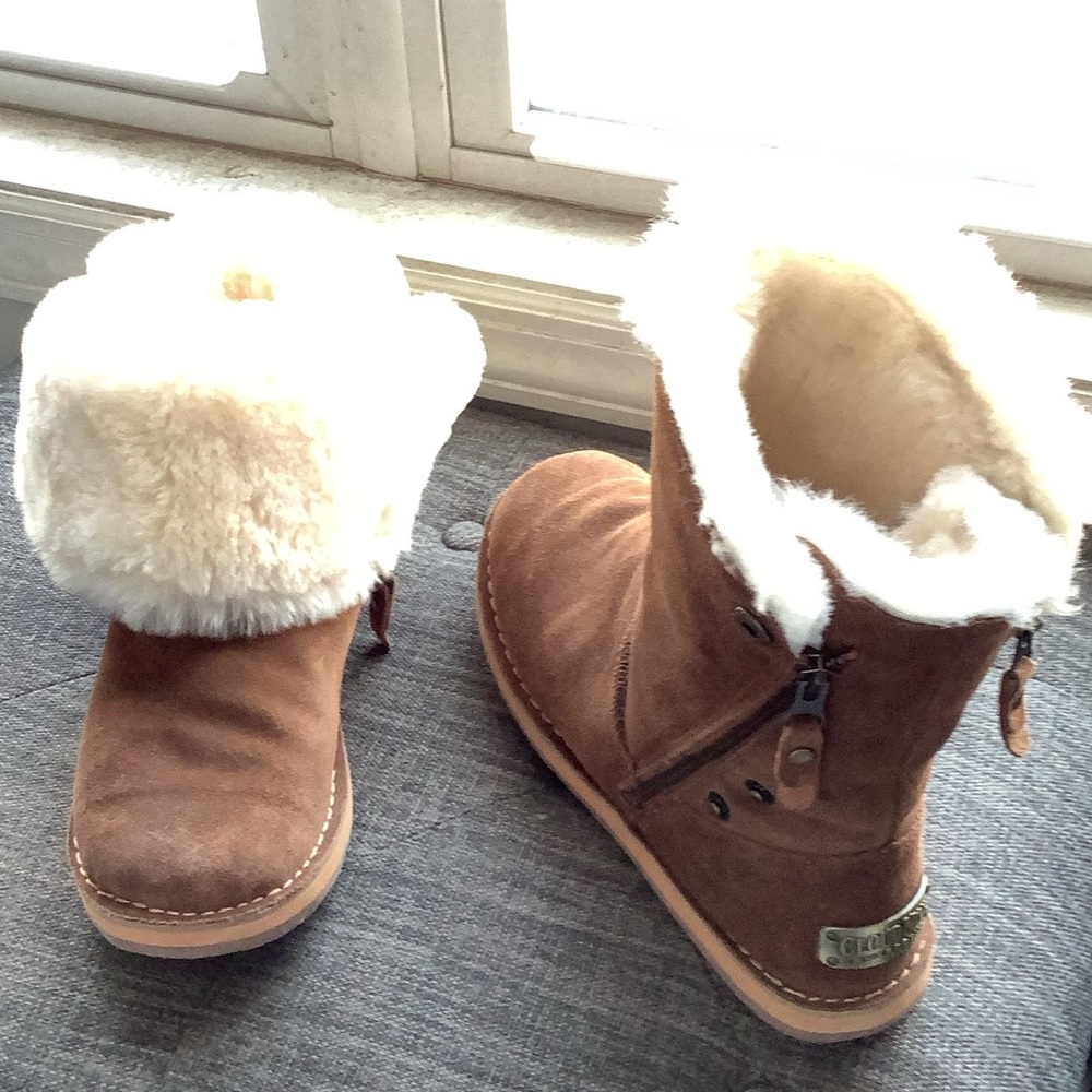 Cloud Nine Women’s Trixie Sheepskin Boots